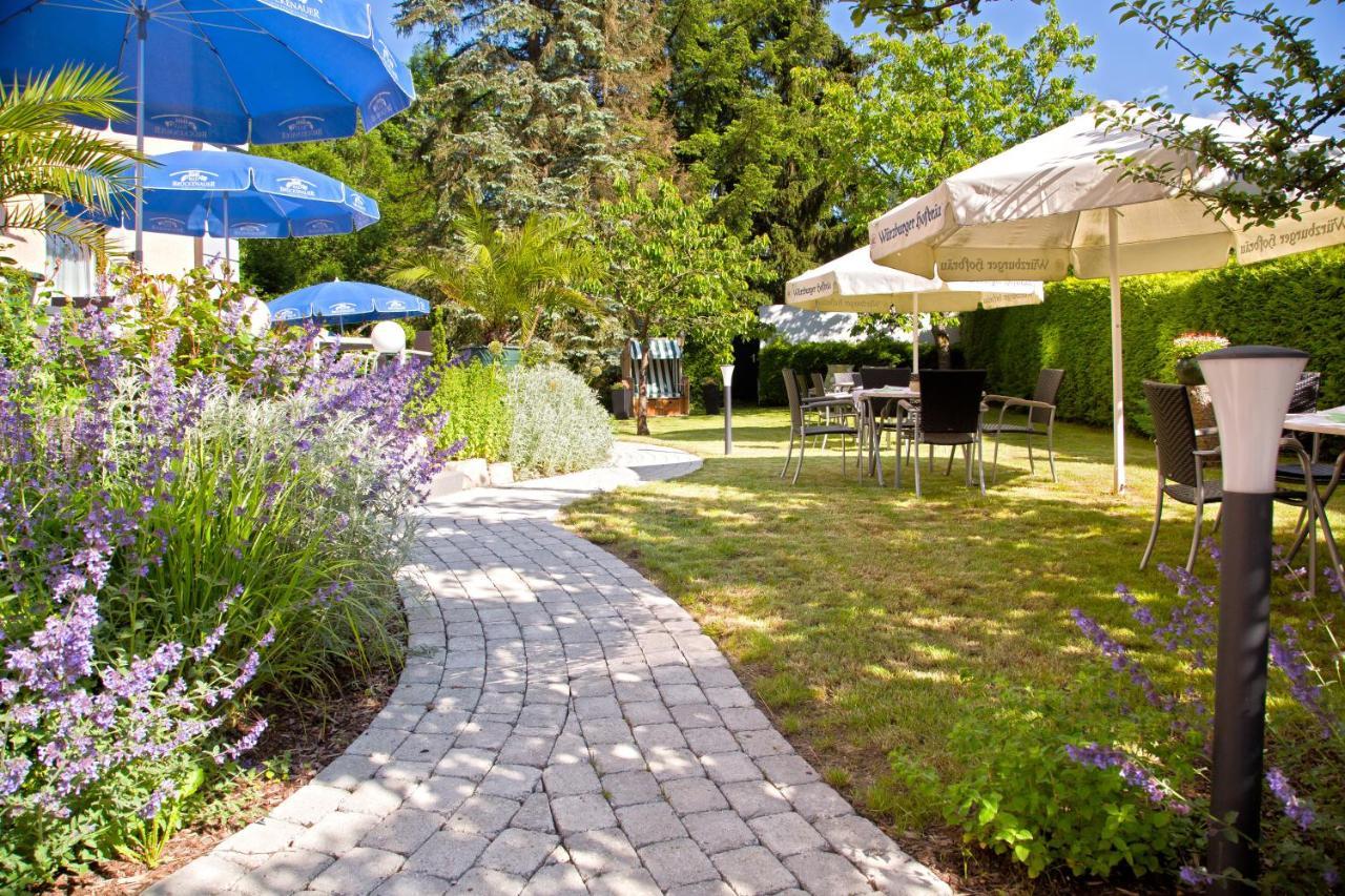 Hotel Jaegerhof 스타츠바드브루케나우 외부 사진